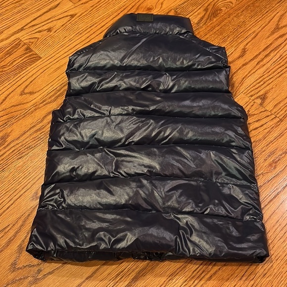 SAM. Girls Navy Puffer Vest Size 10 - Picture 4 of 5